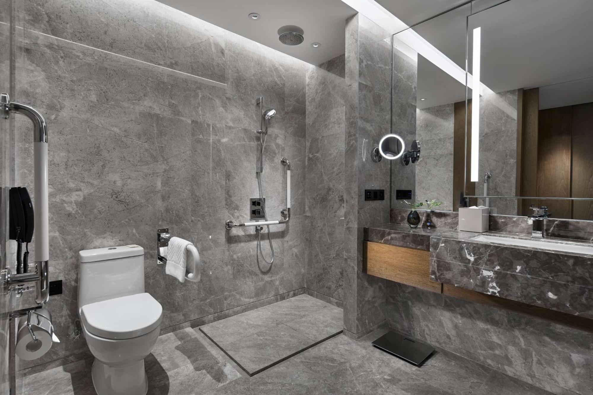 Hilton Guiyang Hotel Guiyang  Exterior foto